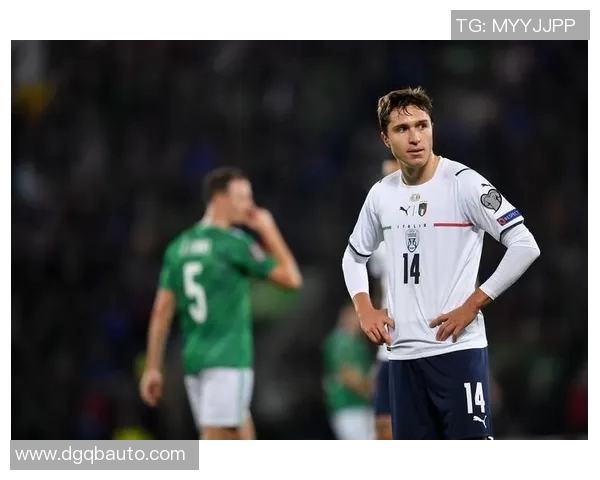 小基耶萨再拒意大利队，加图索尊重：足球场上的坚持与尊重之道