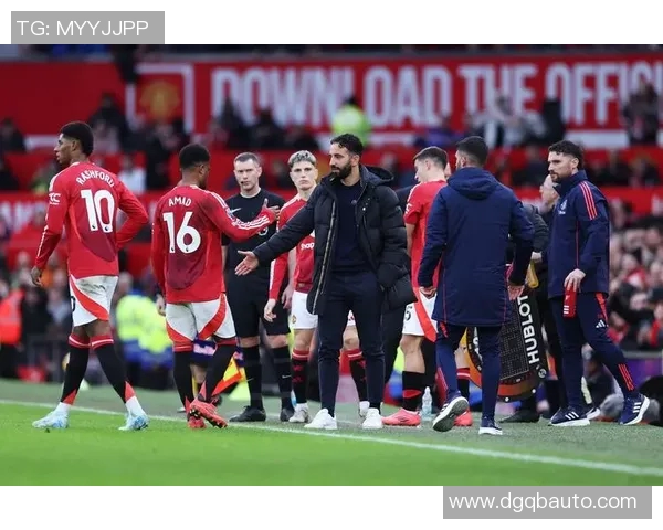 曼联让阿莫林弃滕哈格青训可替：红魔新战略引发热议